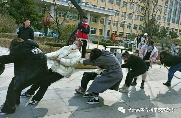 持之以繩，力爭上游 (8).jpg