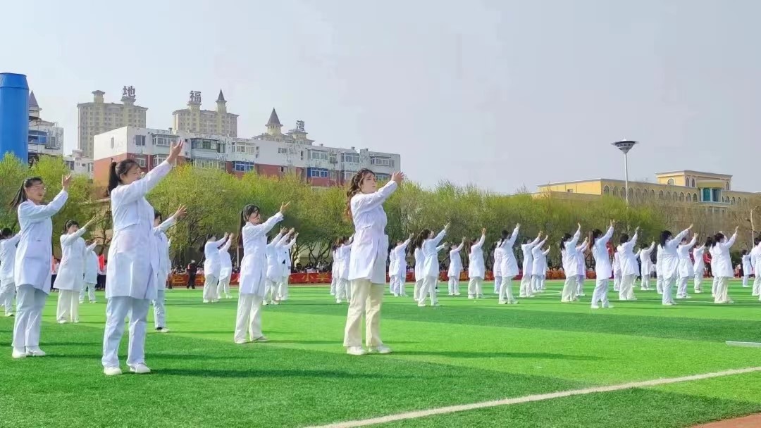 醫(yī)學護理系學生運動會風采