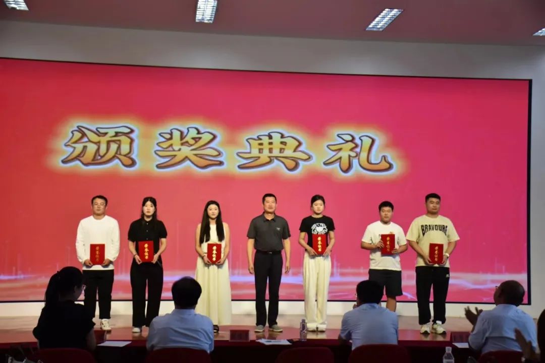 2024屆阜新高等專(zhuān)科學(xué)校優(yōu)秀畢業(yè)生代表